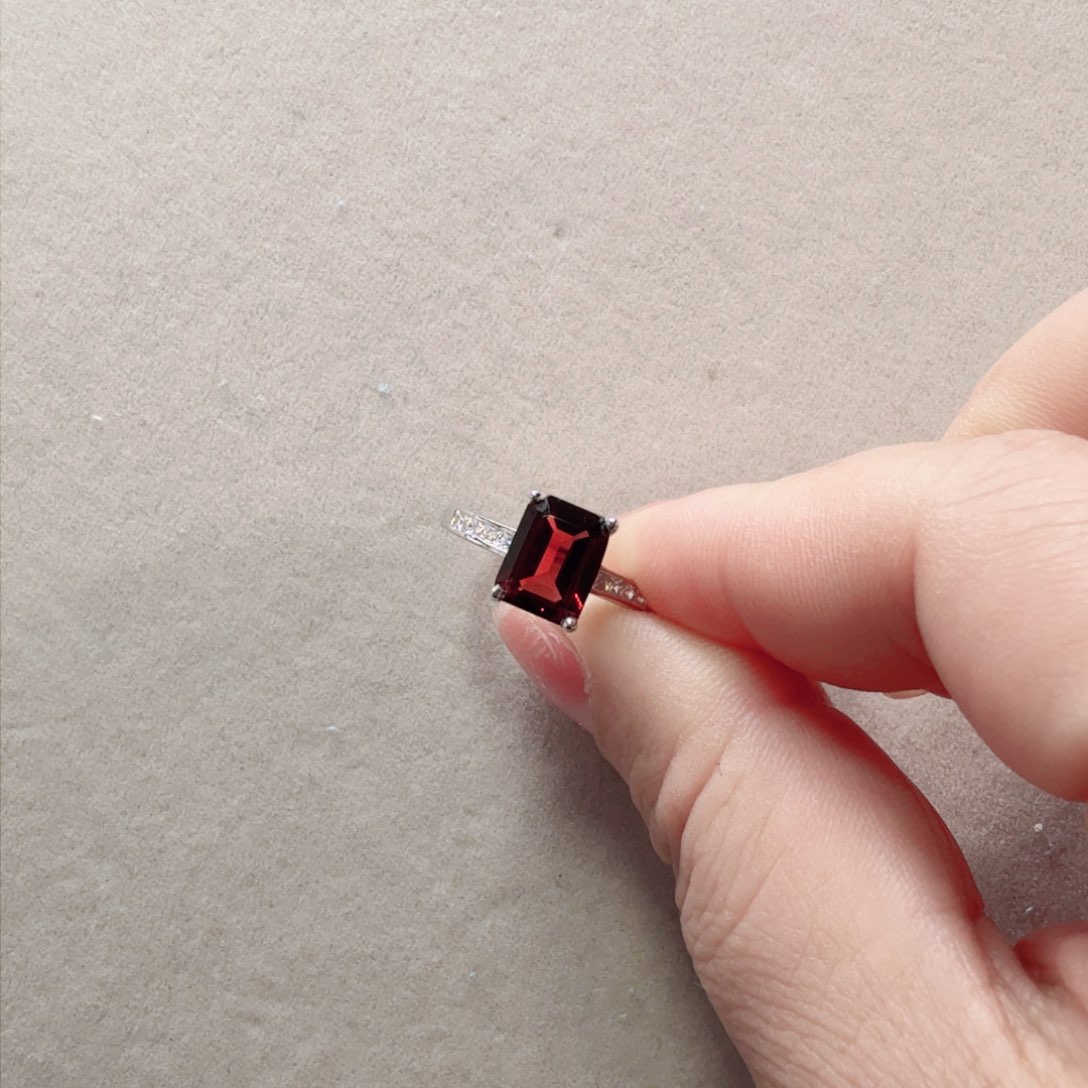 石榴石戒指银S925镶嵌国首质检
