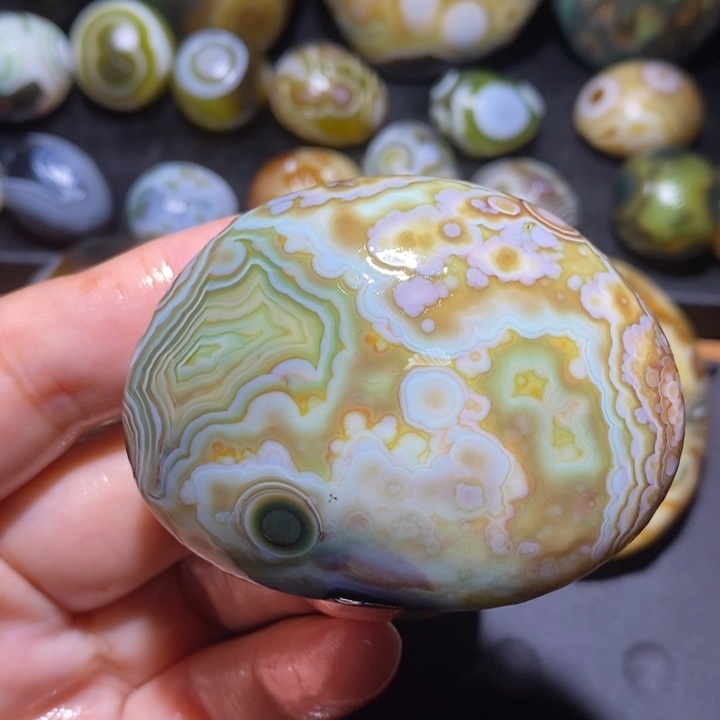 未镶嵌玛瑙/玉髓珠宝半成品18