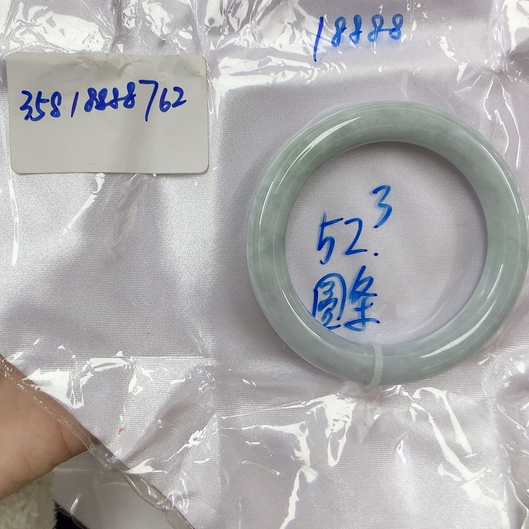 翡翠手镯未镶嵌达*溜天然缅甸翡翠手镯