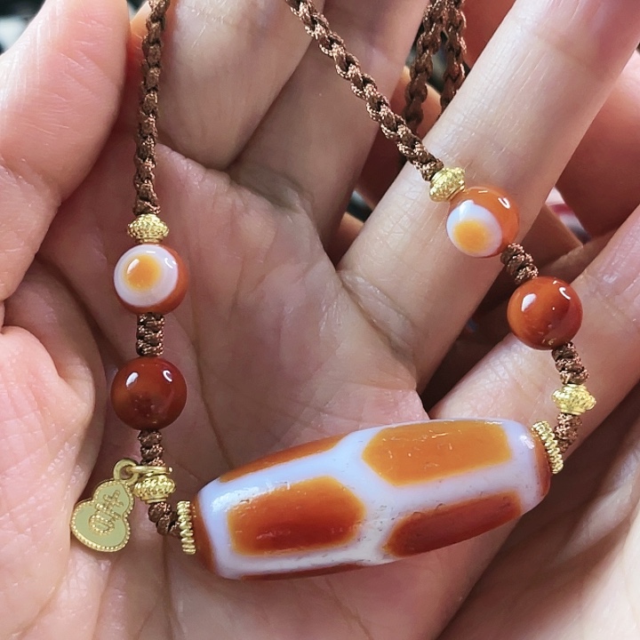 玛瑙/玉髓颈饰未镶嵌合金