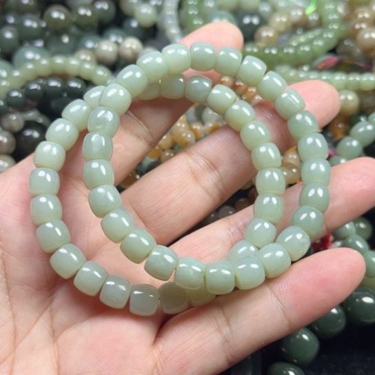 手串未镶嵌和田玉7.7