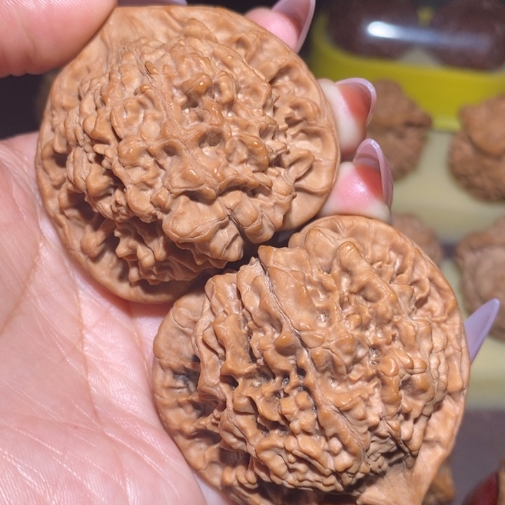 文玩核桃吊坠全品官帽52