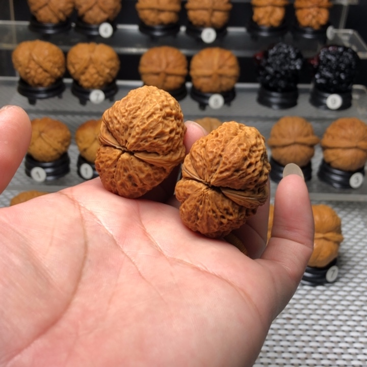 橄榄核吊坠3野生铁核桃