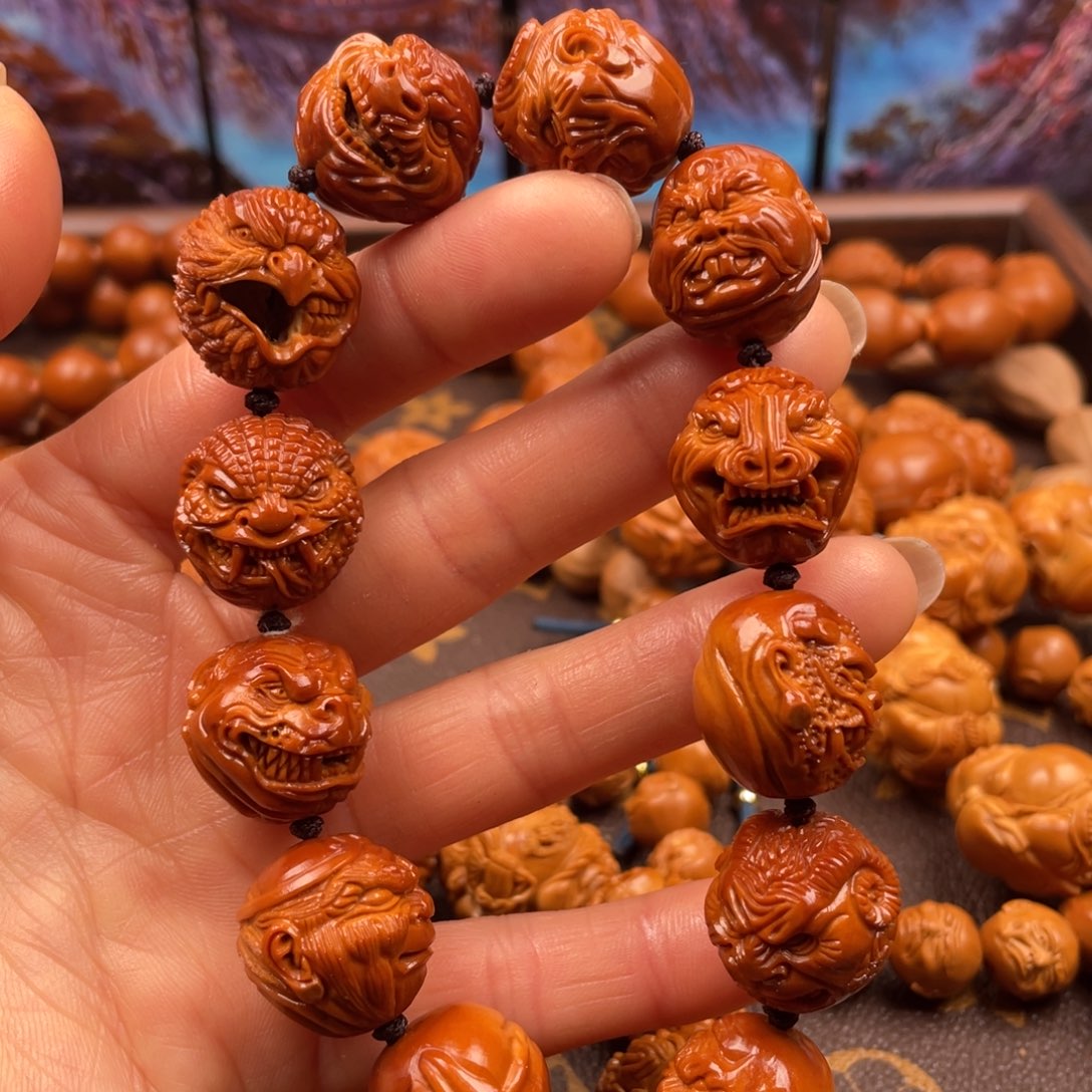 手串橄榄核1.8左右生肖恶僧