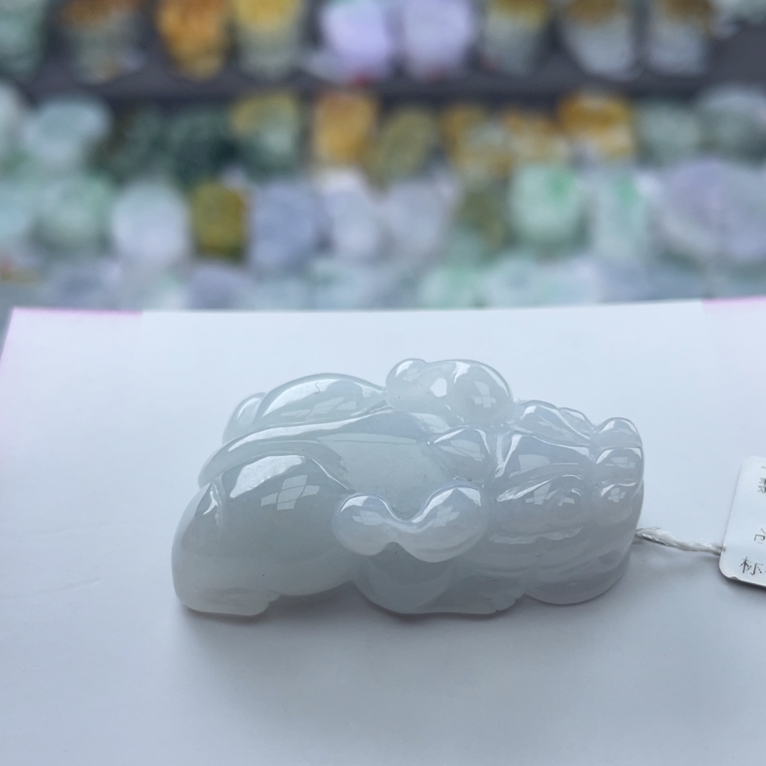 翡翠颈饰未镶嵌貔貅