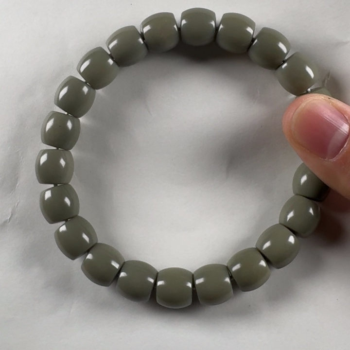 和田玉手链未镶嵌大**咧