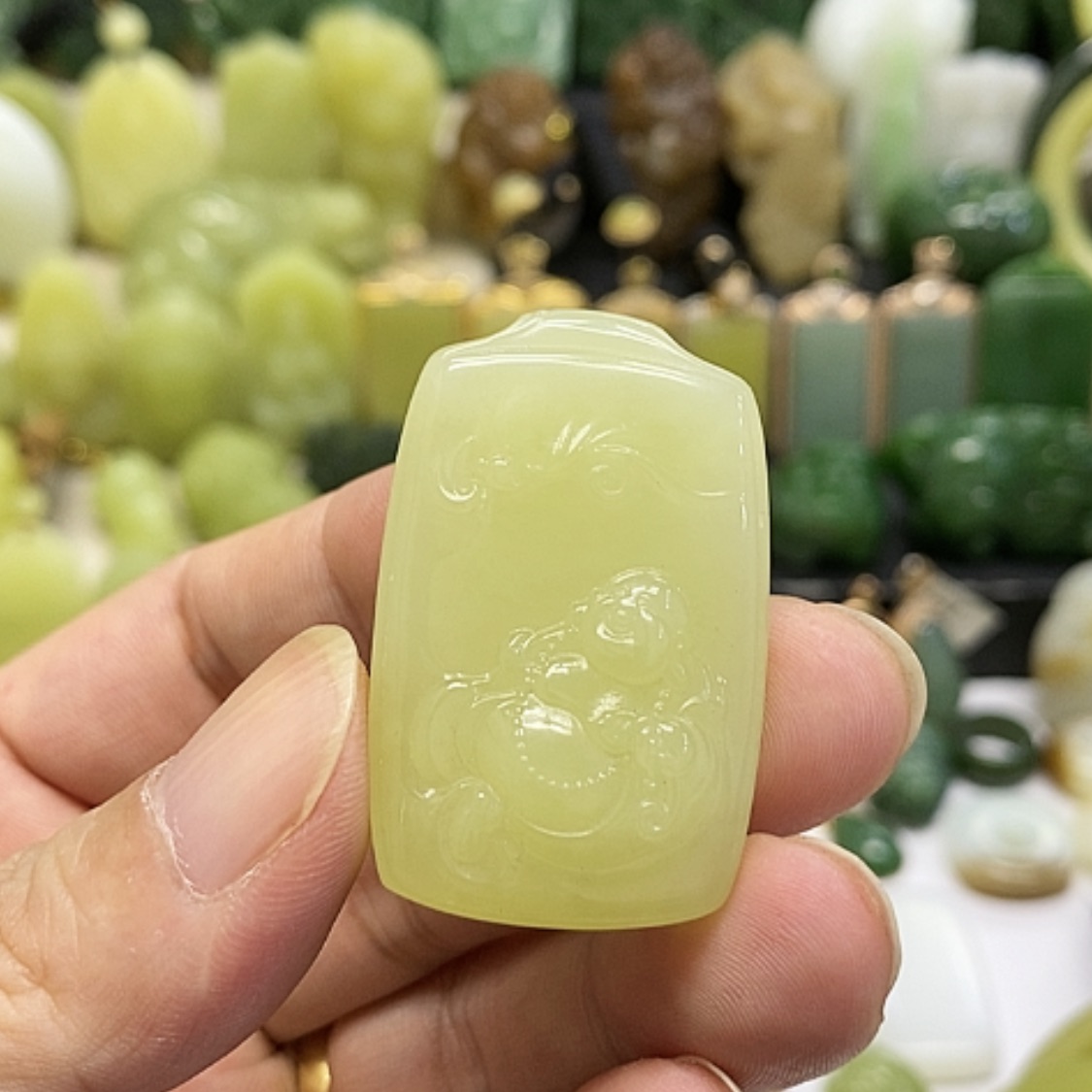 【闪购商品】颈饰未镶嵌和田玉