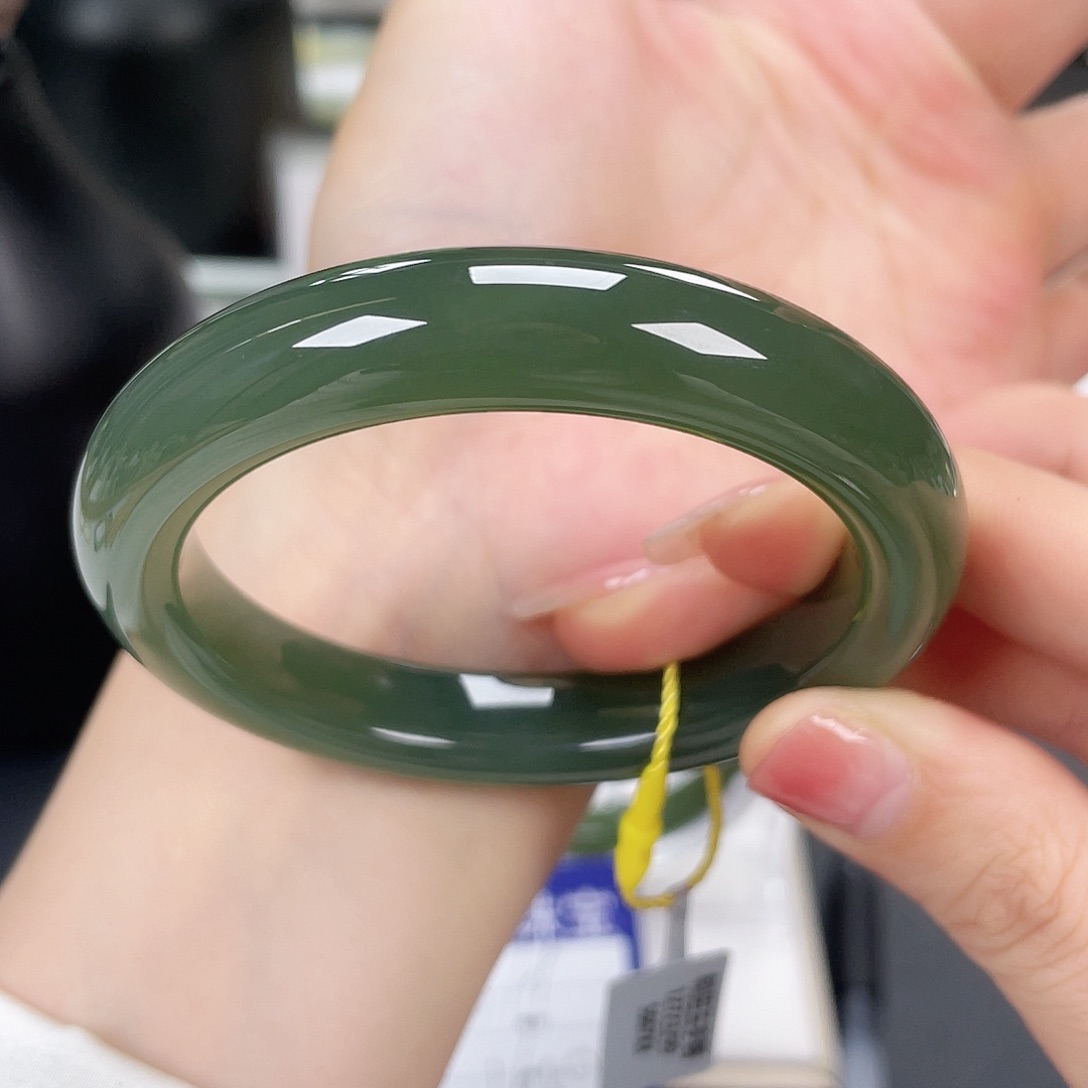 和田玉手镯555未镶嵌