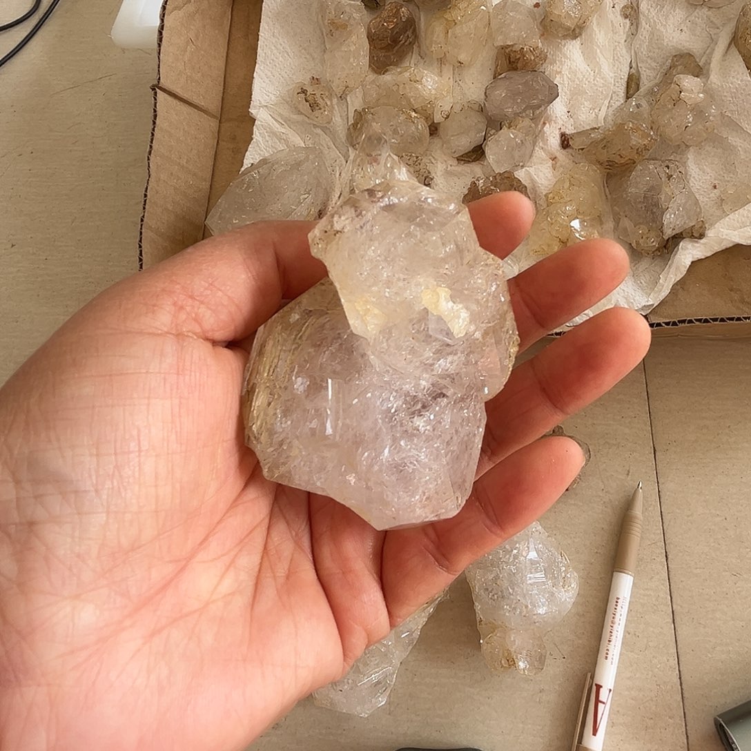 燊***珏珠宝半成品未镶嵌水晶