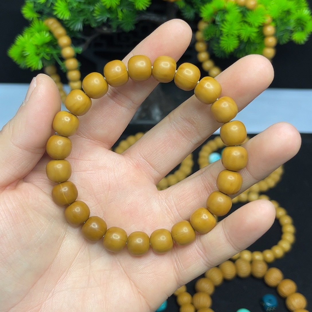 猴头雕刻老型瑕疵