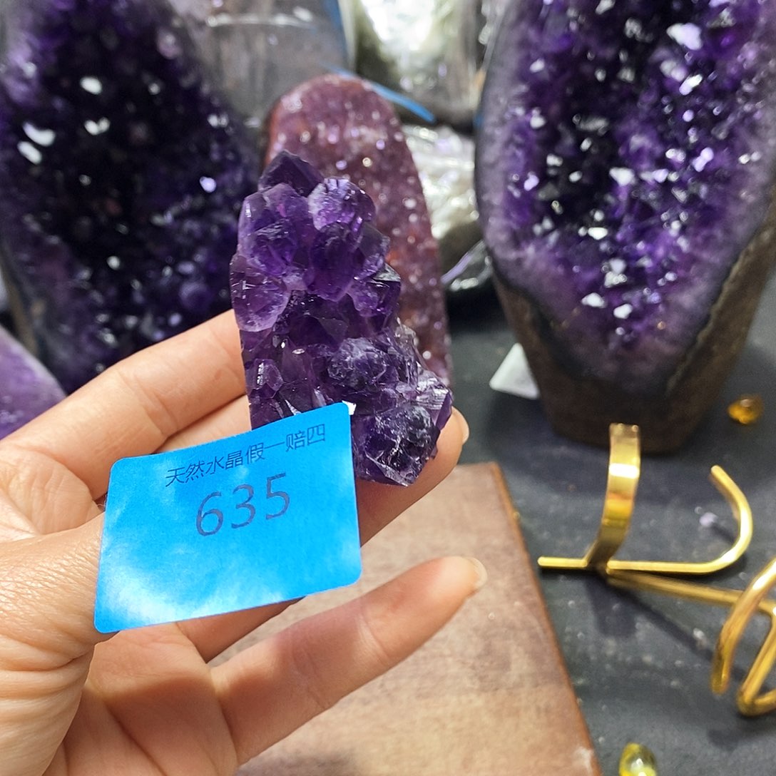 水晶大型摆件（非配饰）未镶嵌