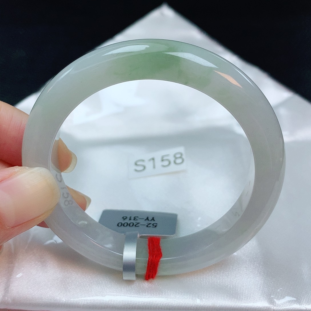 翡翠手镯未镶嵌缅甸天然A货翡翠手镯