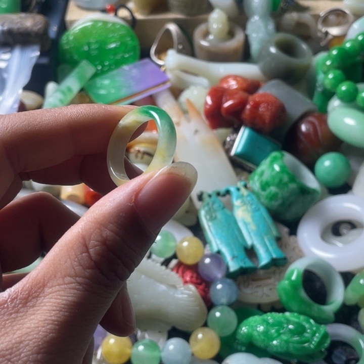 和田玉未镶嵌吊坠(不含链)