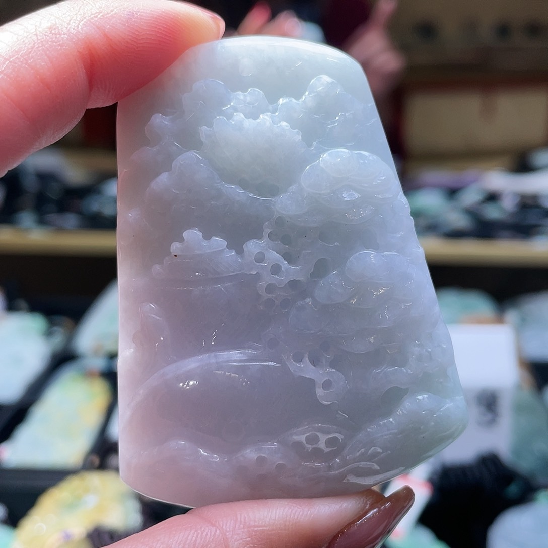 翡翠颈饰未镶嵌一个