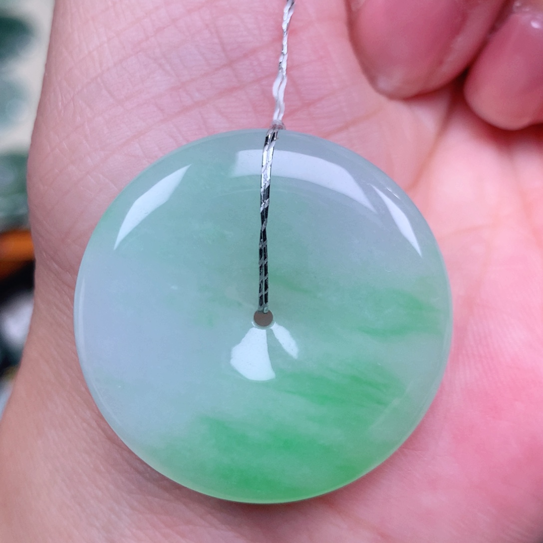 翡翠未镶嵌吊坠(不含链)30.7-5.5