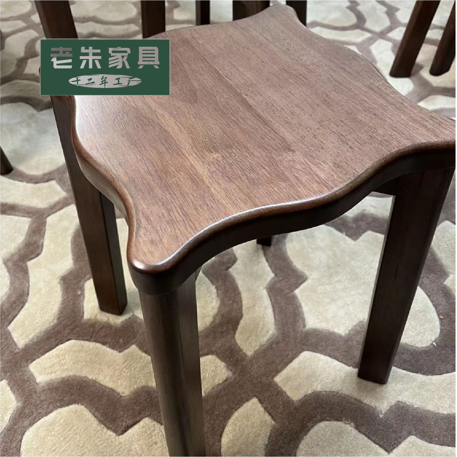 大板直拼北美黑胡桃色小凳家用凳子简约桌椅可叠实木儿童学习凳