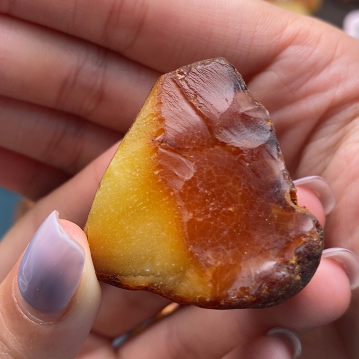 定制琥珀未镶嵌蜜蜡