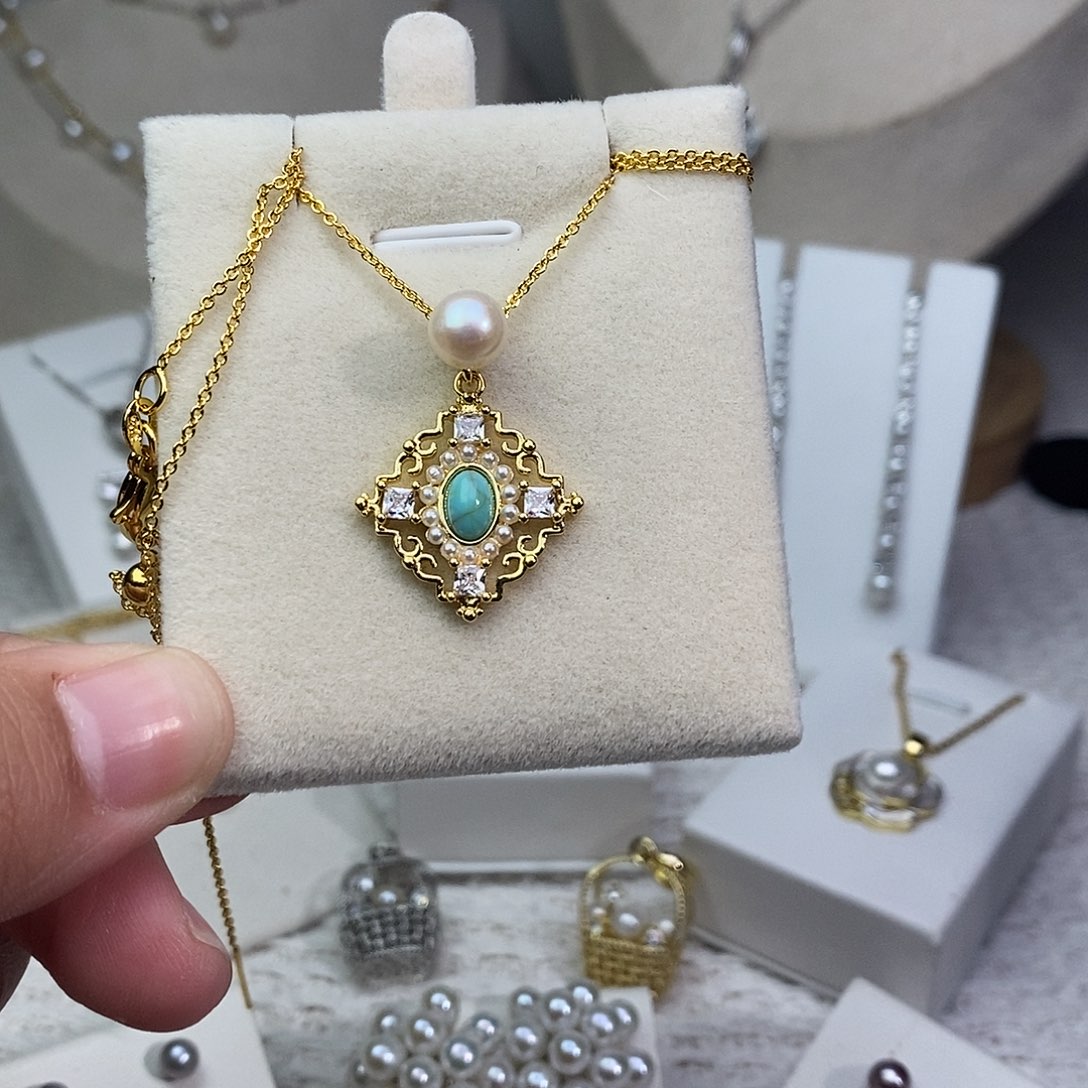 银S925镶嵌淡水珍珠耳饰