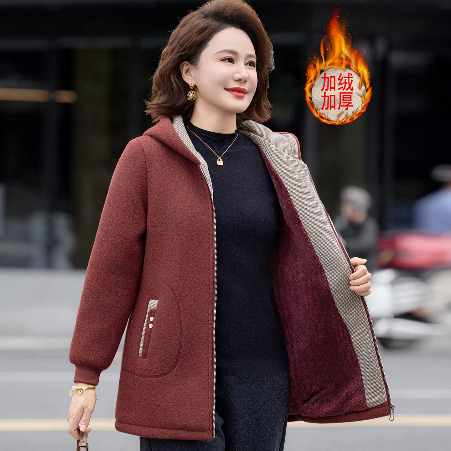 妈妈冬装连帽加绒加厚棉衣外套中老年女仿水貂绒保暖毛呢棉服上衣