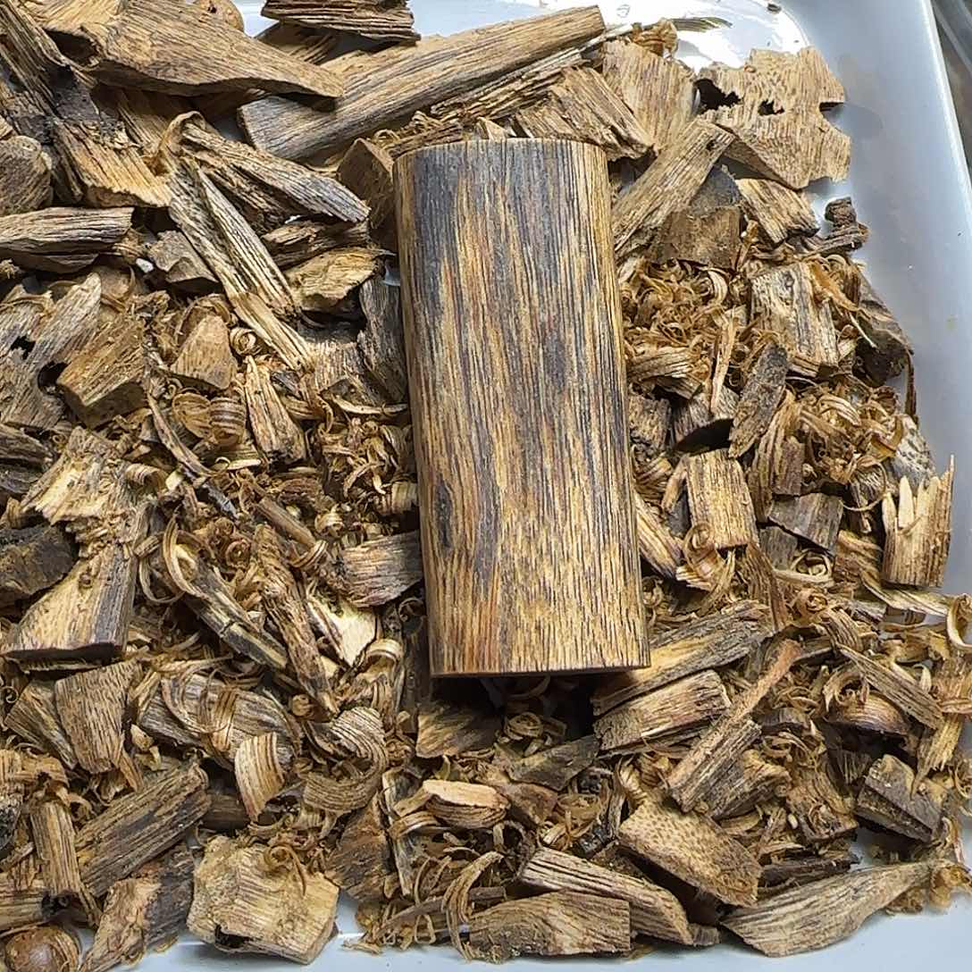 沉香碎屑沉香原汁原味