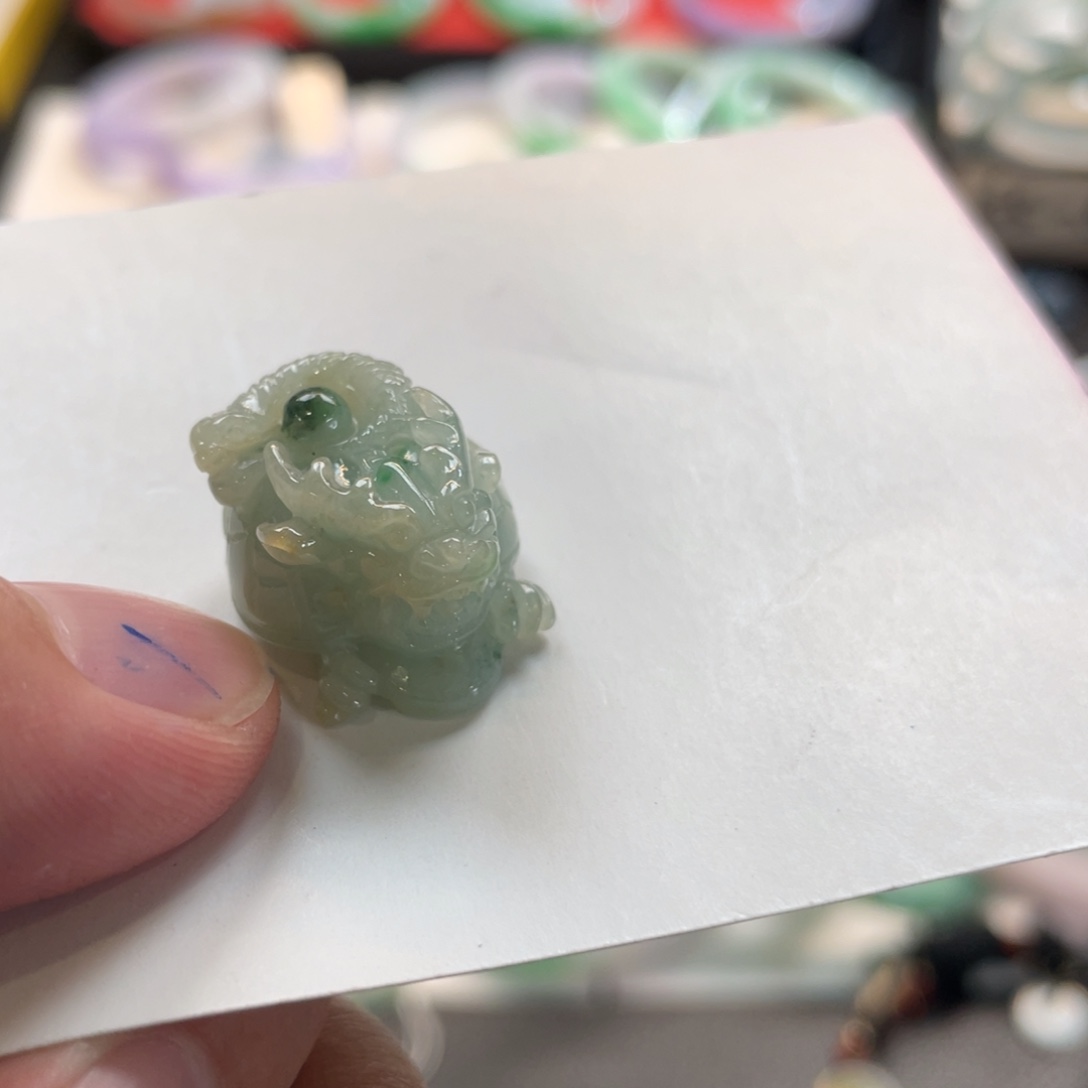 翡翠未镶嵌颈饰143号