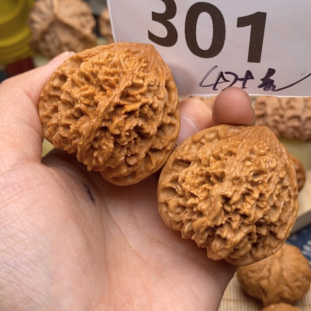 文玩核桃把件301号42星