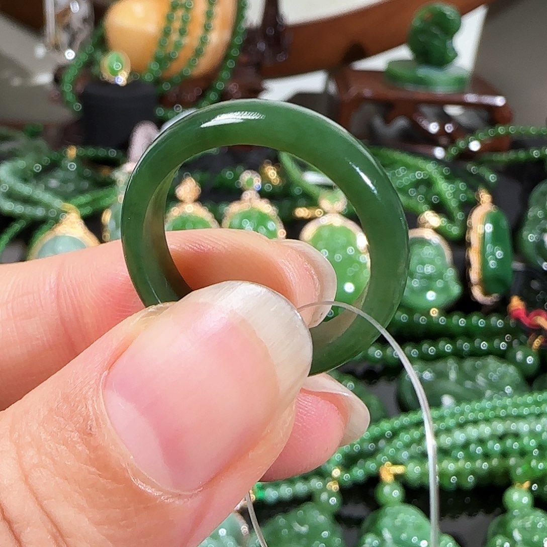 和田玉（碧玉）戒指未镶嵌