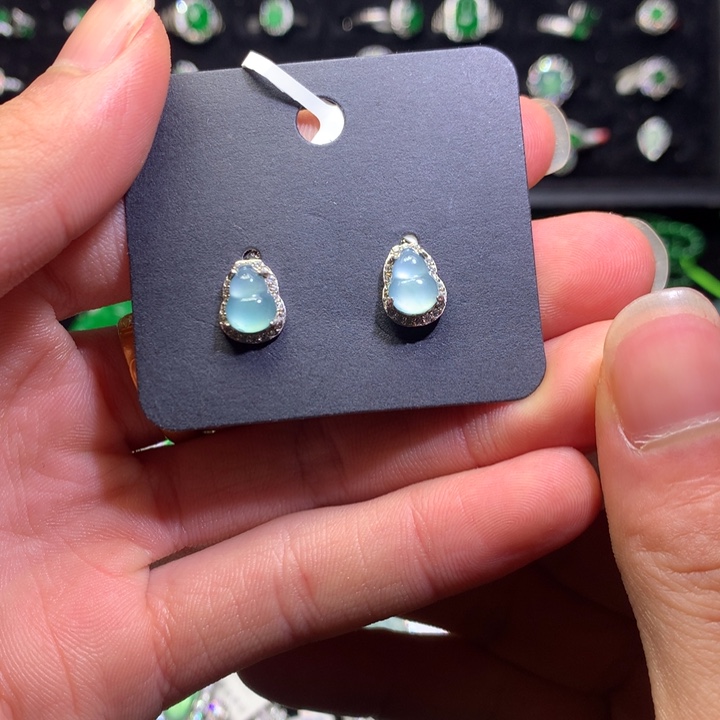 【闪购商品】翡翠颈饰银S925镶嵌葫芦耳钉