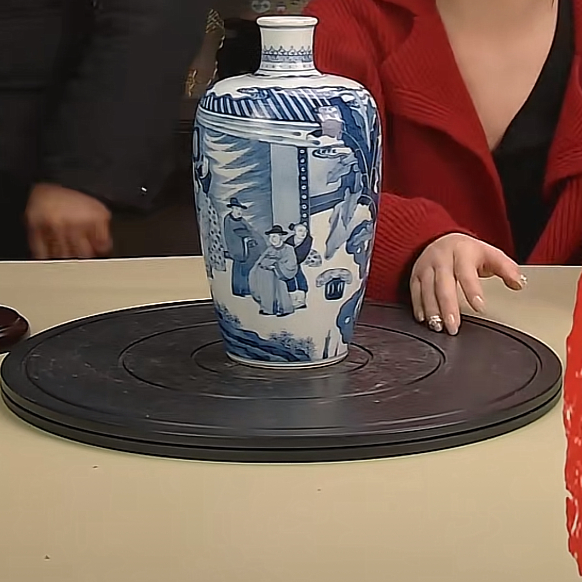 收藏/古玩清青花人物故事图梅瓶