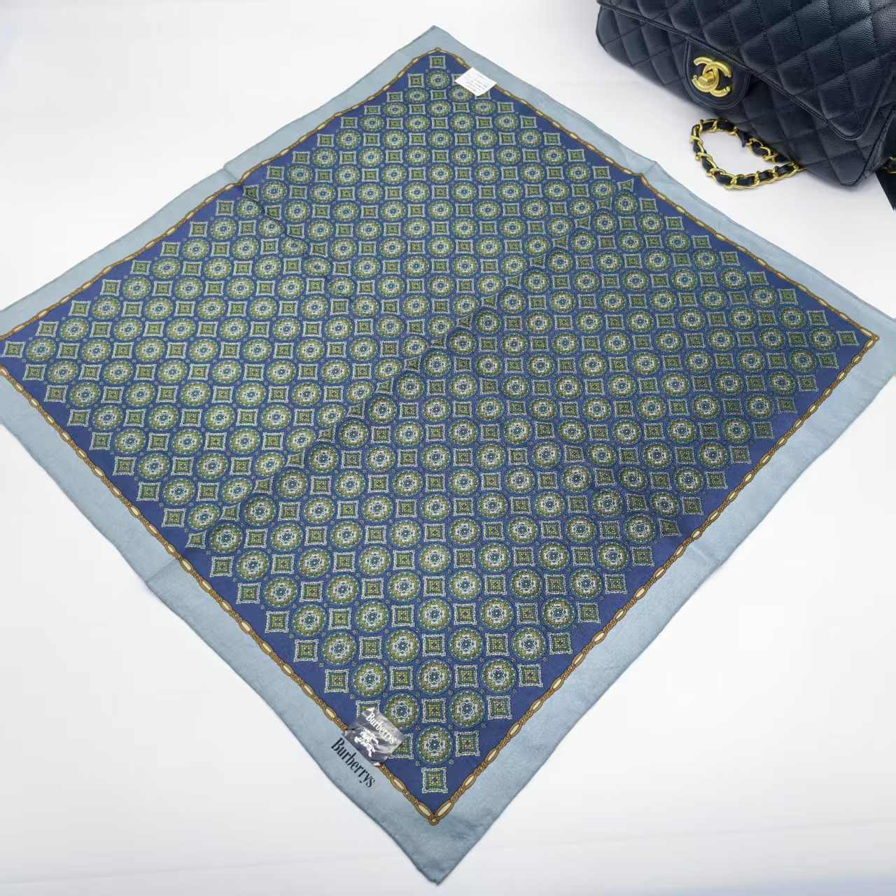 95新 BURBERRY/博柏利 海囤/巴宝莉/丝巾/yy08889