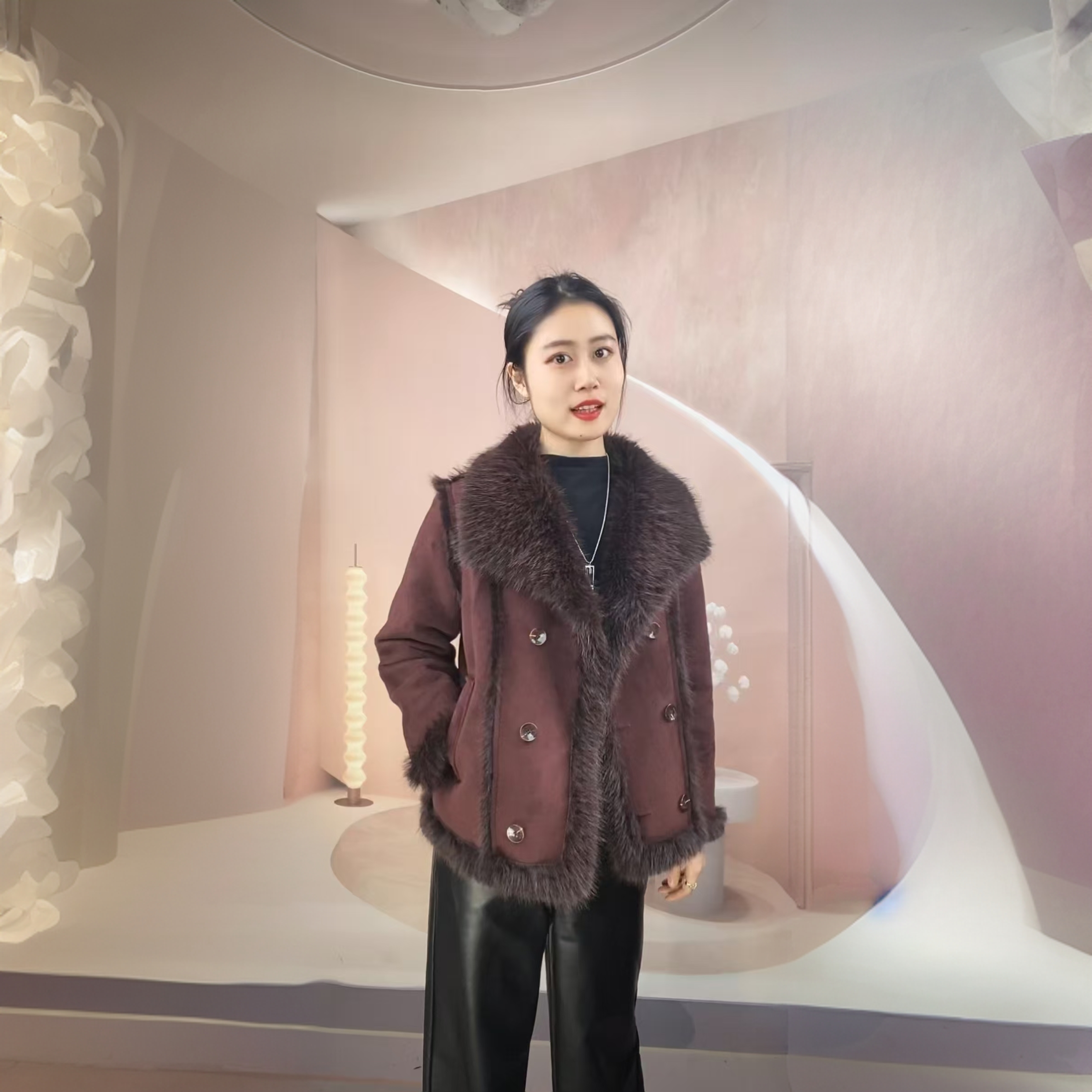 2024冬季新款时尚休闲加厚保暖毛毛外套女上衣