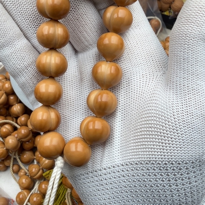 娇***娇猴头核桃吊坠15左右全品