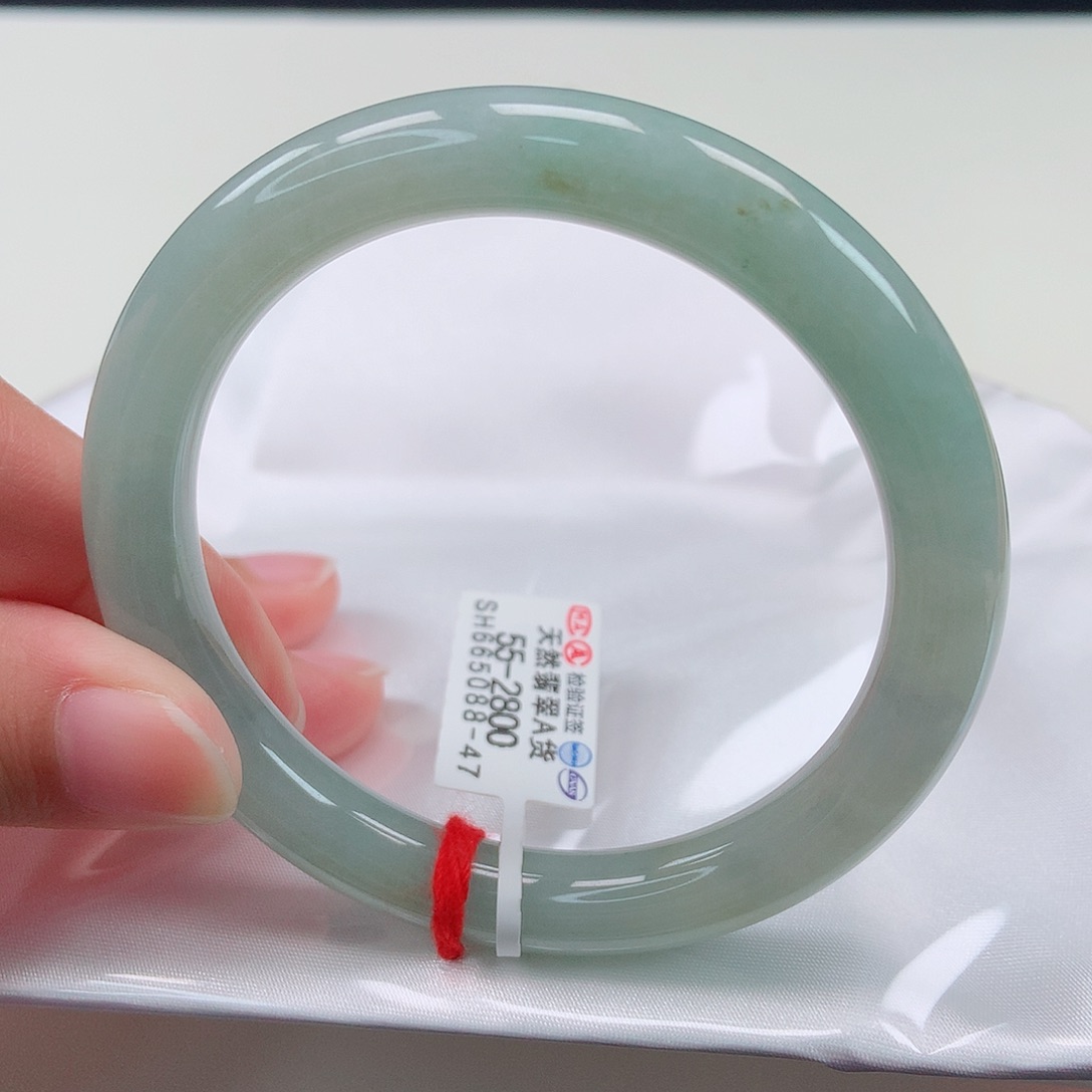 翡翠手镯未镶嵌55圆条