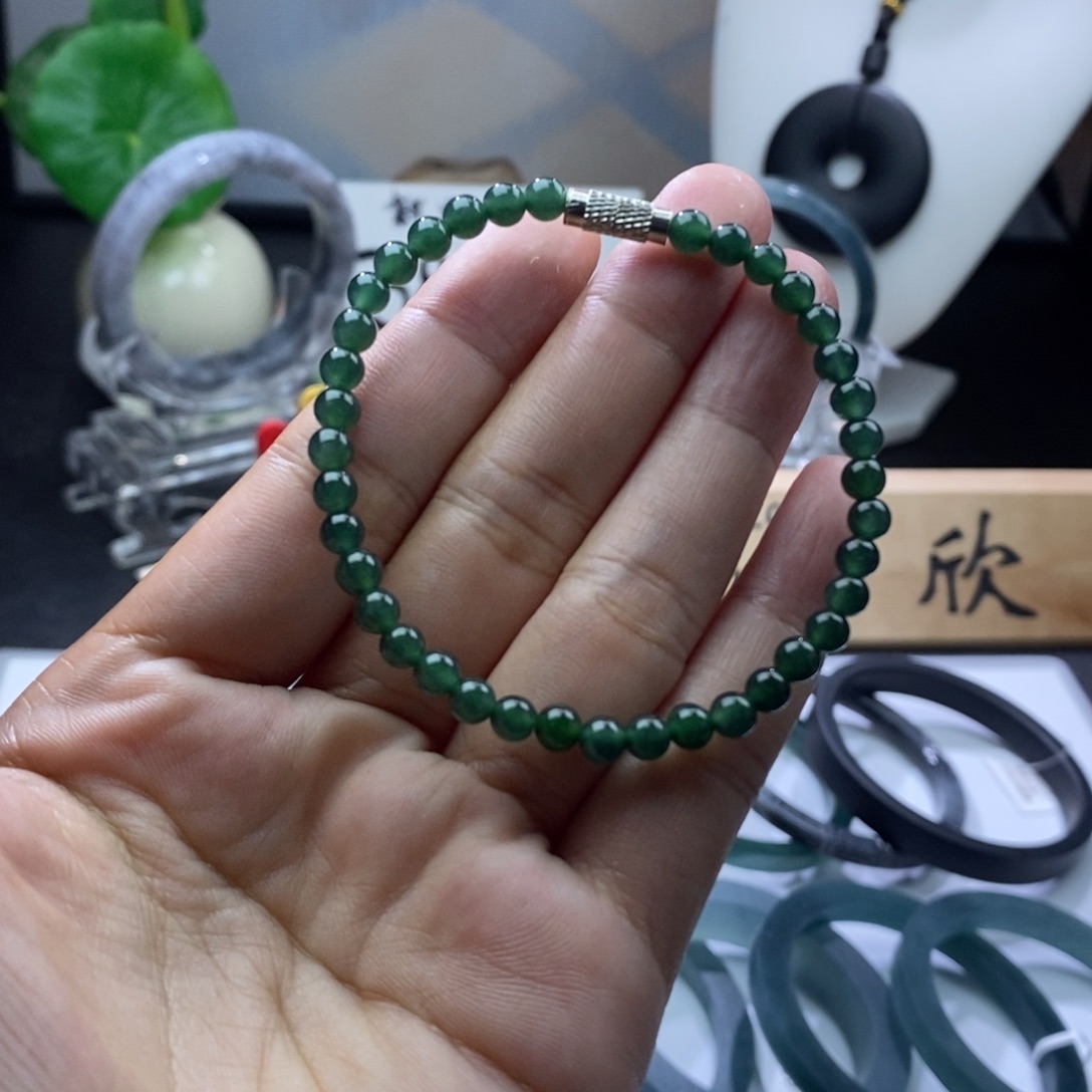 定制翡翠未镶嵌成品买断珠链