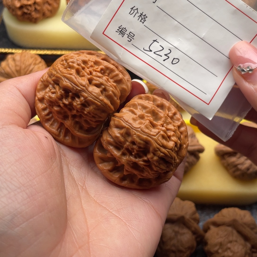 吊坠文玩核桃5230号43白狮子