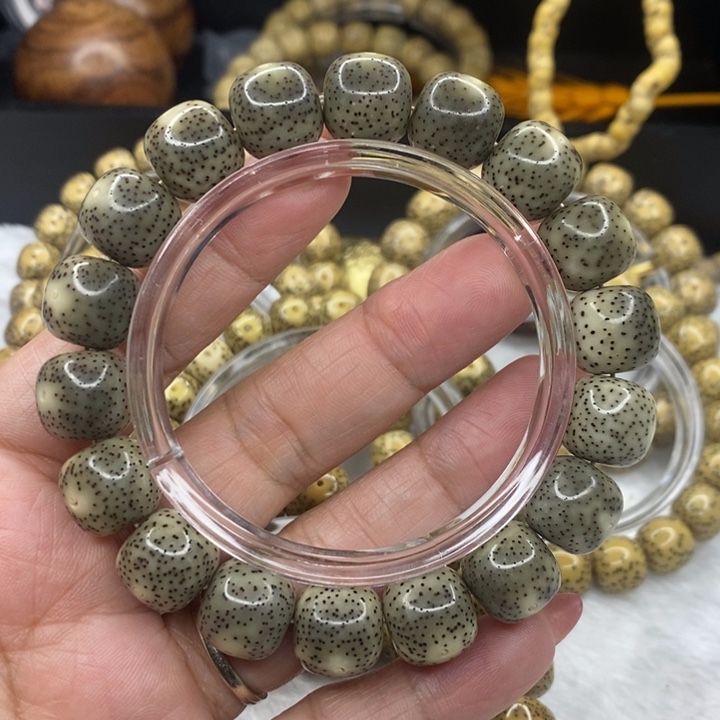 星月菩提手串月*13×12石玉润星月菩提手串