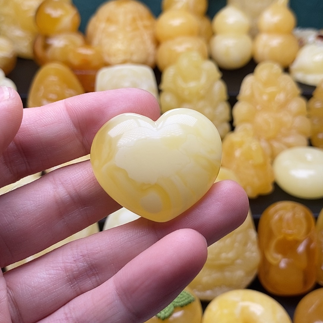 琥珀颈饰未镶嵌琥珀蜜蜡吊坠