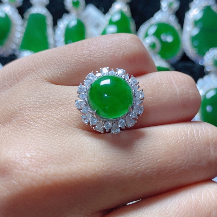 翡翠颈饰银S925镶嵌          