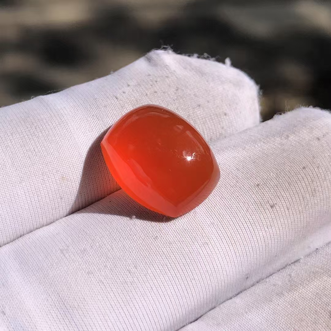 玮蔓珠宝 精品南红原矿保山冰红方戒面 定制镶嵌 14.8*12 1.92g 