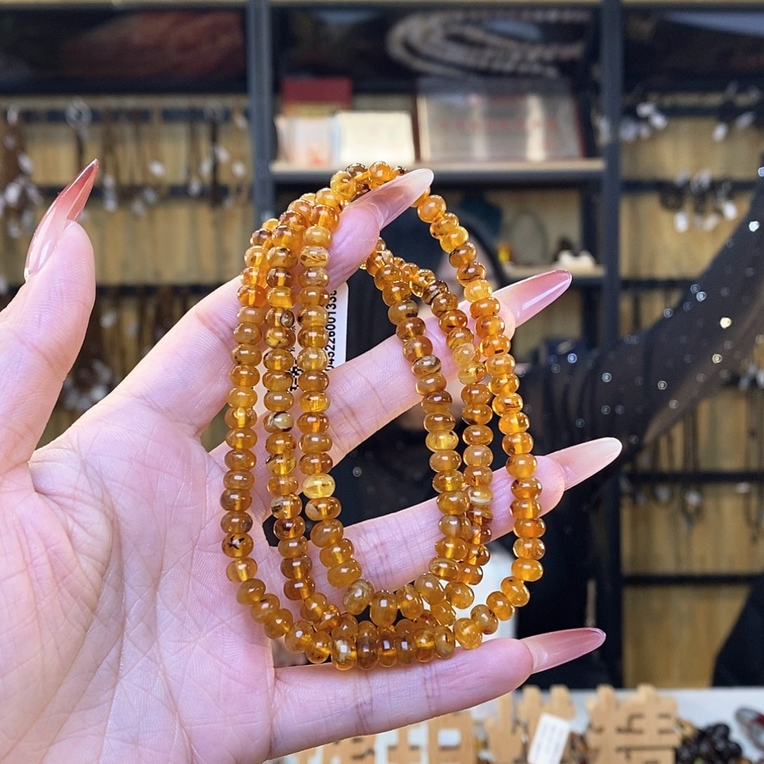 琥珀裸石未镶嵌S****e6m蜜蜡