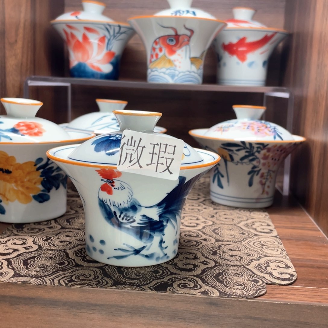 釉下彩纯手绘有瑕咯