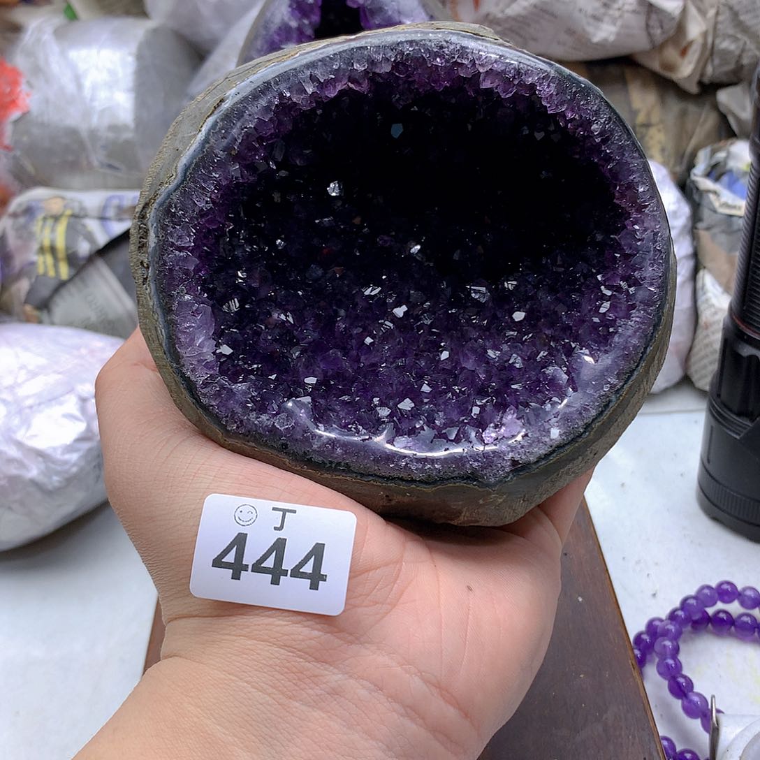 紫晶大型摆件（非配饰）未镶嵌