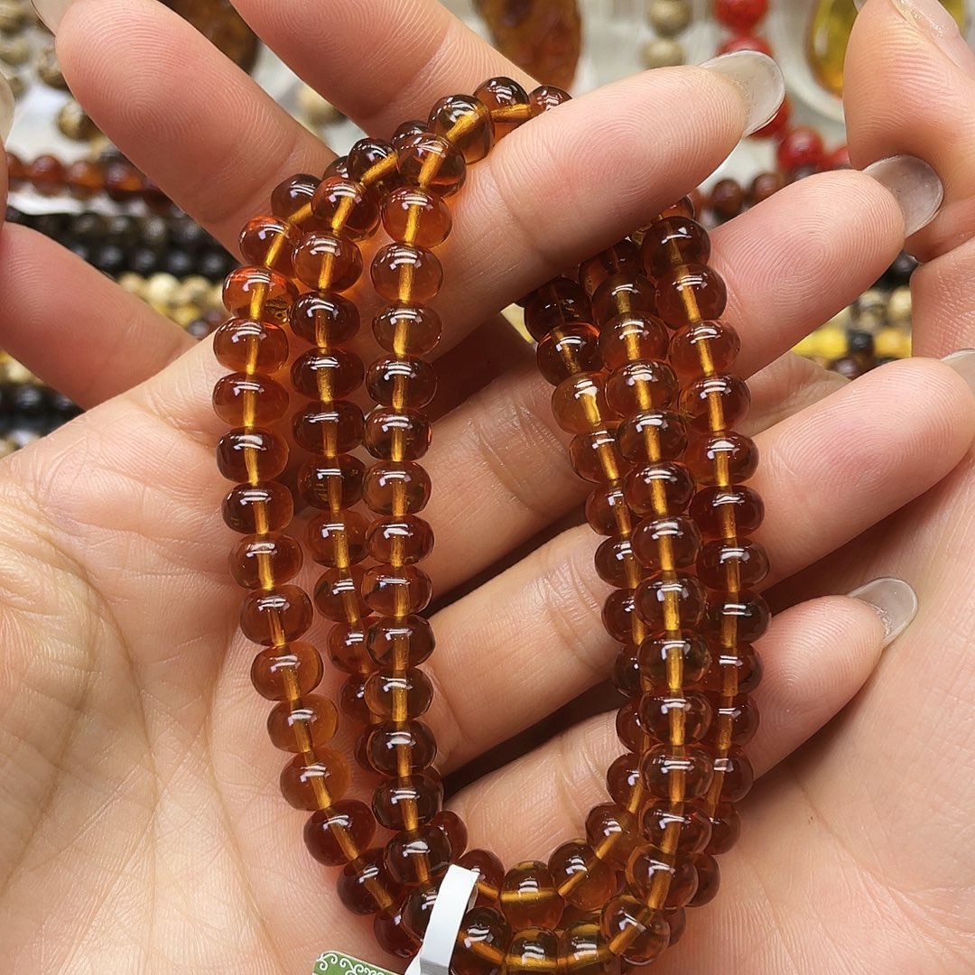 琥珀未镶嵌裸石抚顺琥珀7+108