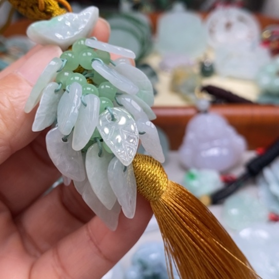 【闪购商品】颈饰未镶嵌翡翠