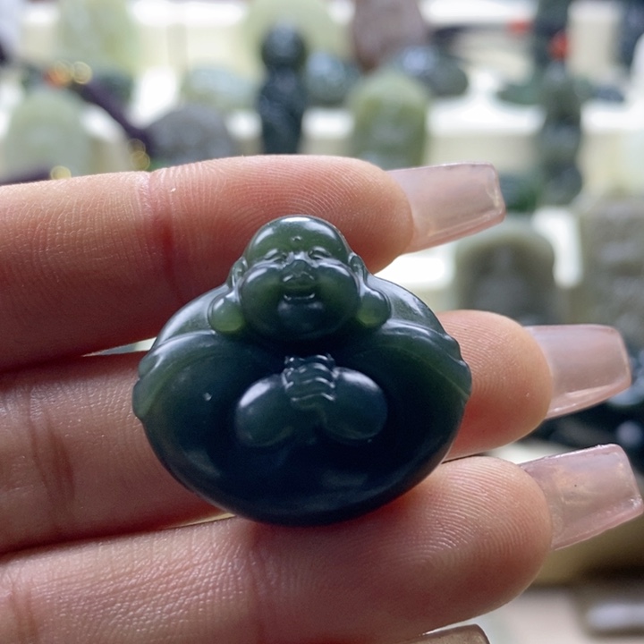 和田玉颈饰未镶嵌