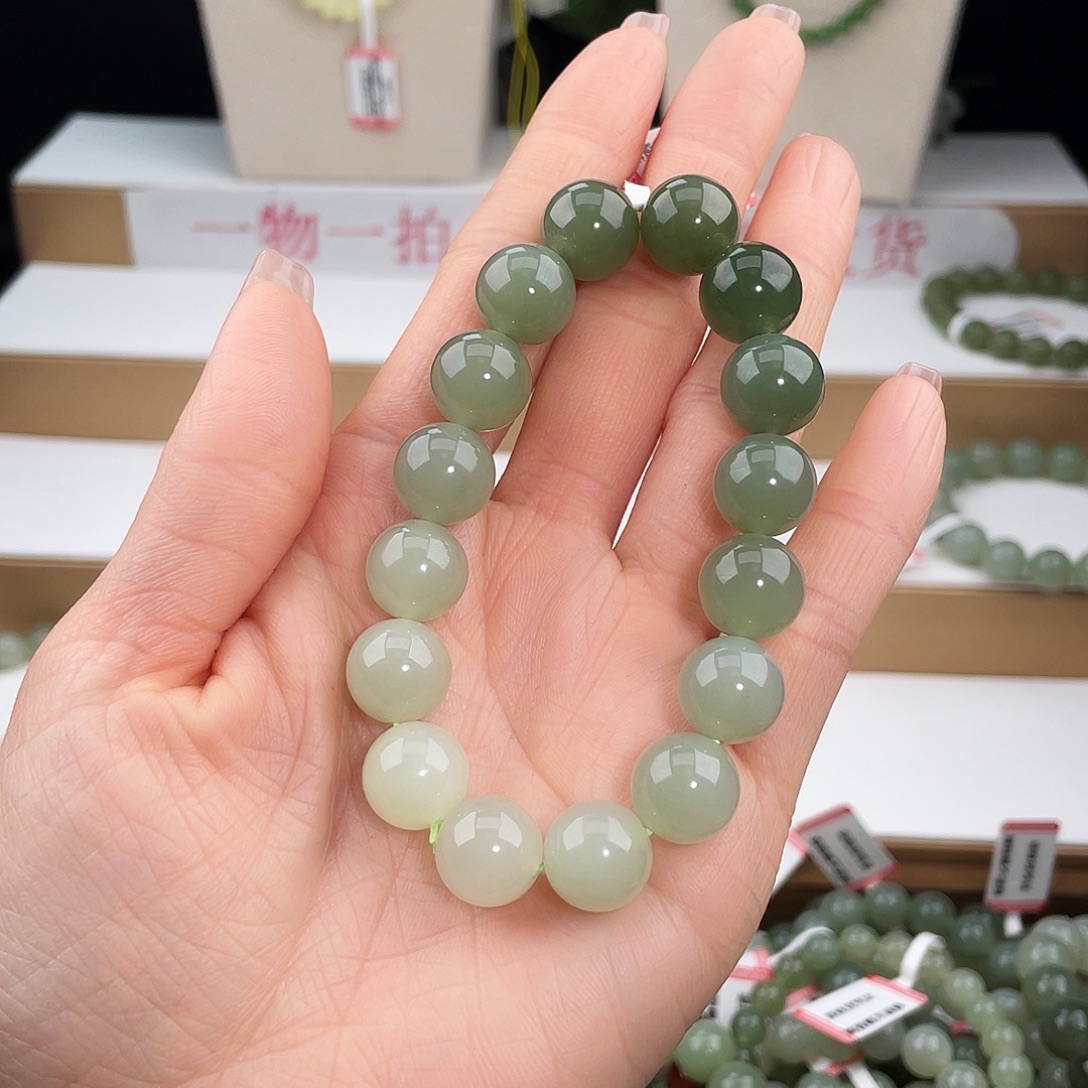 和田玉（糖玉）未镶嵌手链