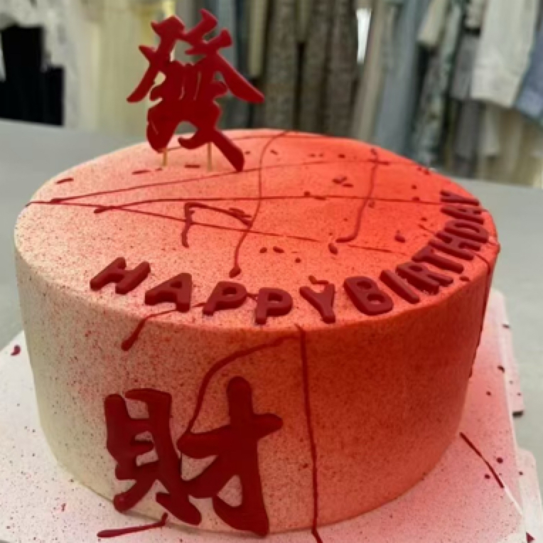 2025年新款集合。连衣裙