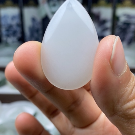 石英质玉（金丝玉）手镯未镶嵌