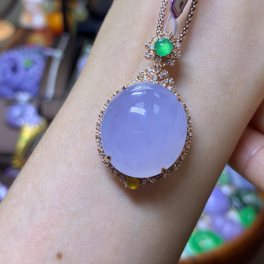 【闪购商品】翡翠颈饰18K金镶嵌翡翠