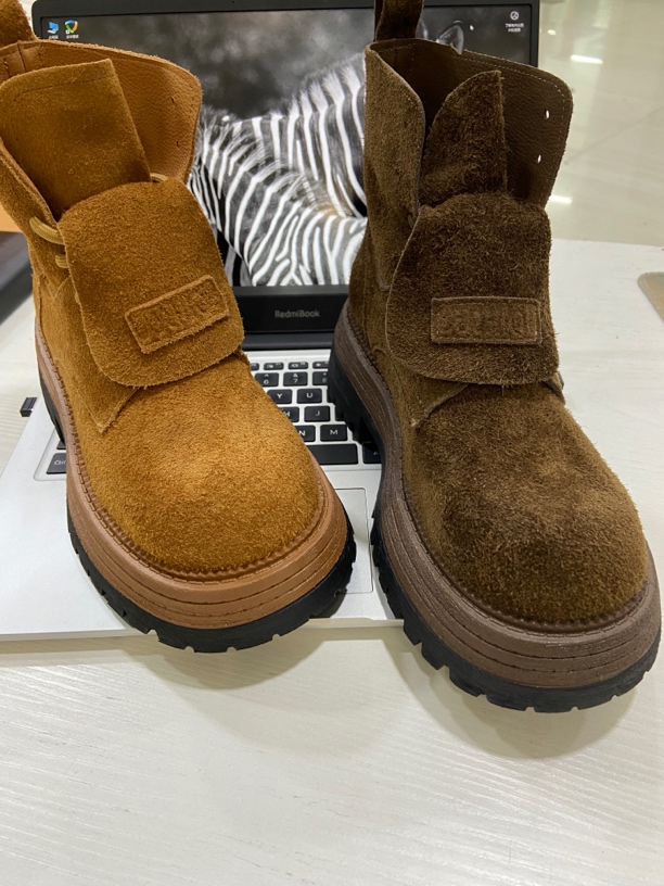 6001-1 新款厚底马丁靴女英伦风帅气复古中筒机车靴女鞋